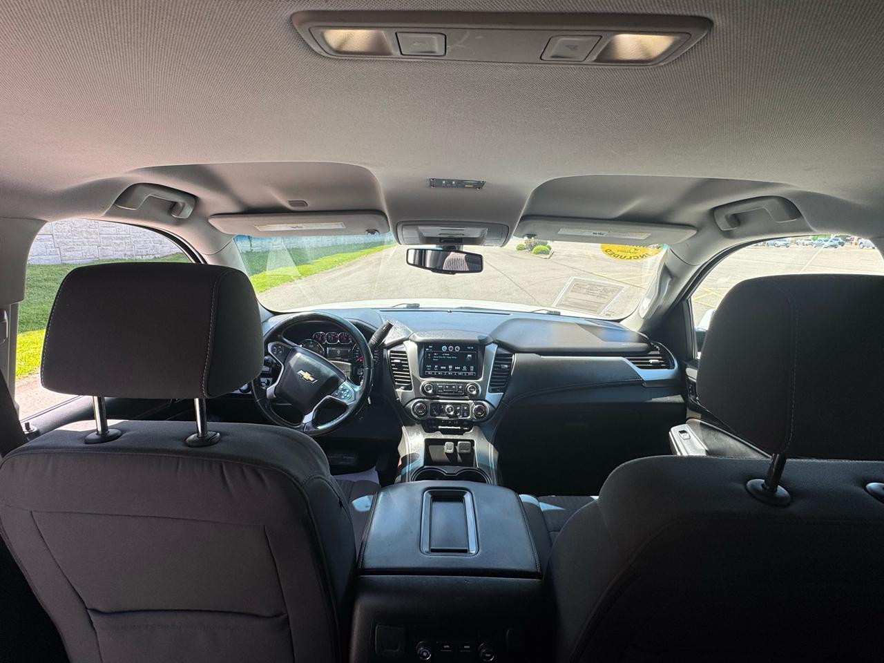 Chevrolet Suburban LS 2019