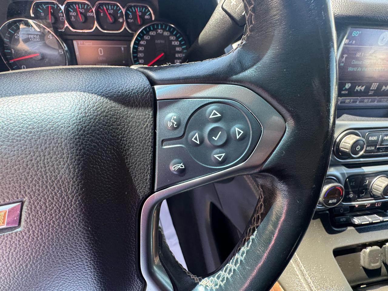 Chevrolet Suburban LS 2019