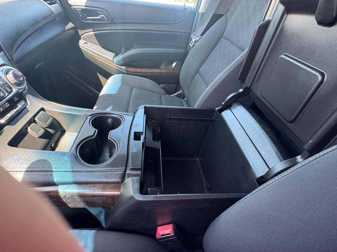 Chevrolet Suburban LS 2019