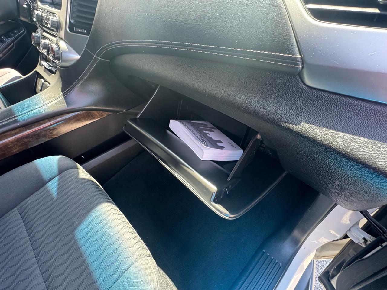 Chevrolet Suburban LS 2019