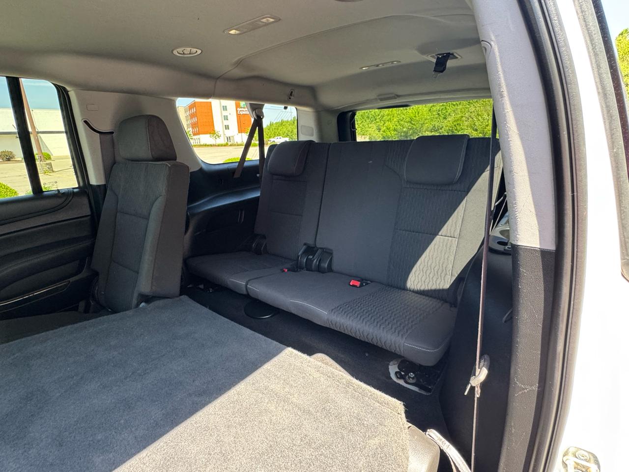 Chevrolet Suburban LS 2019