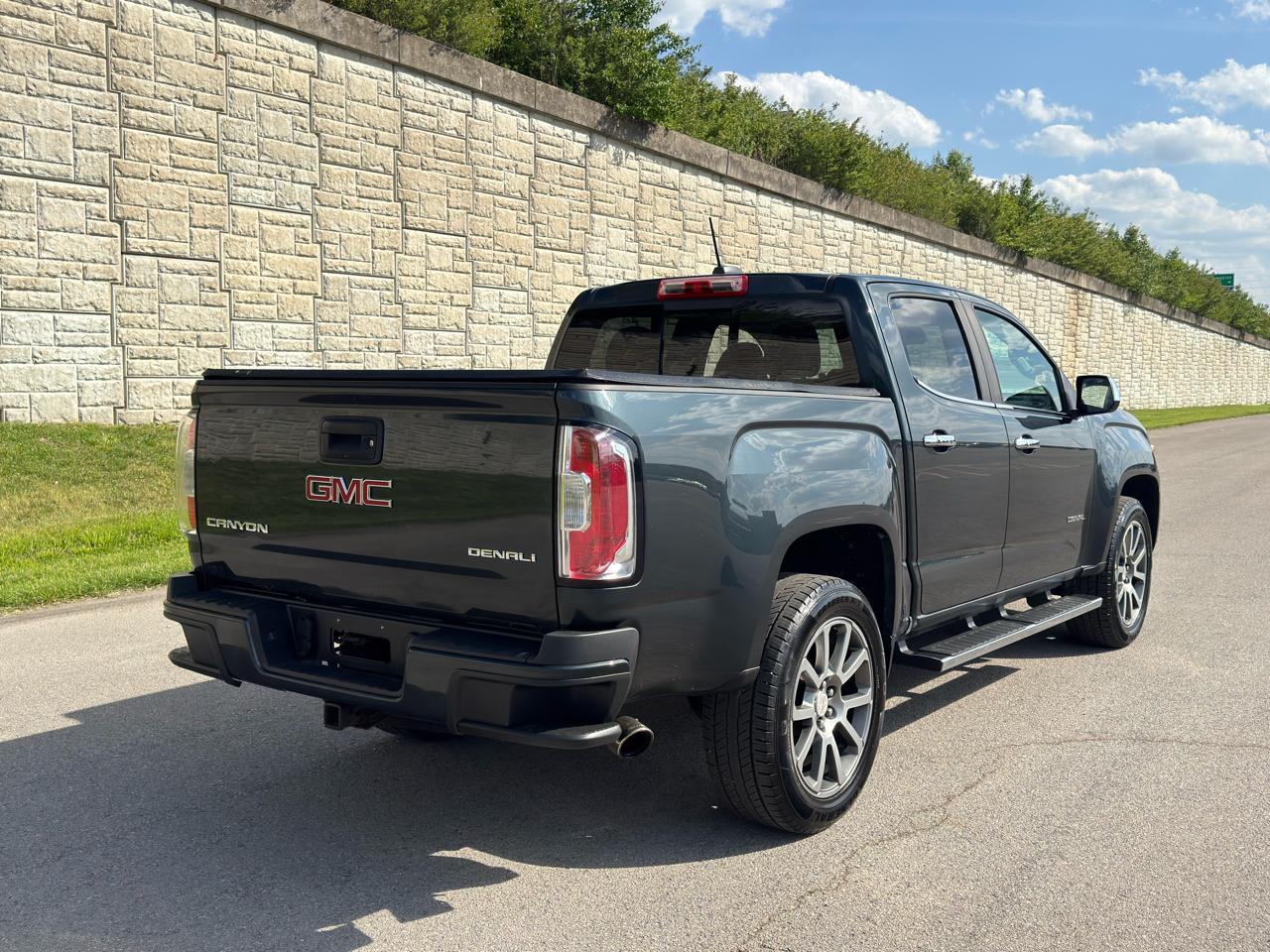 GMC Canyon  2018