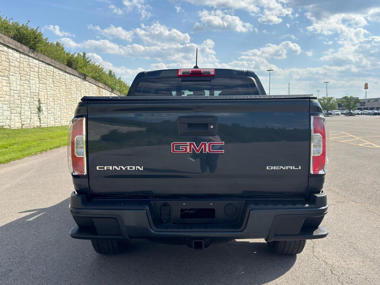GMC Canyon  2018