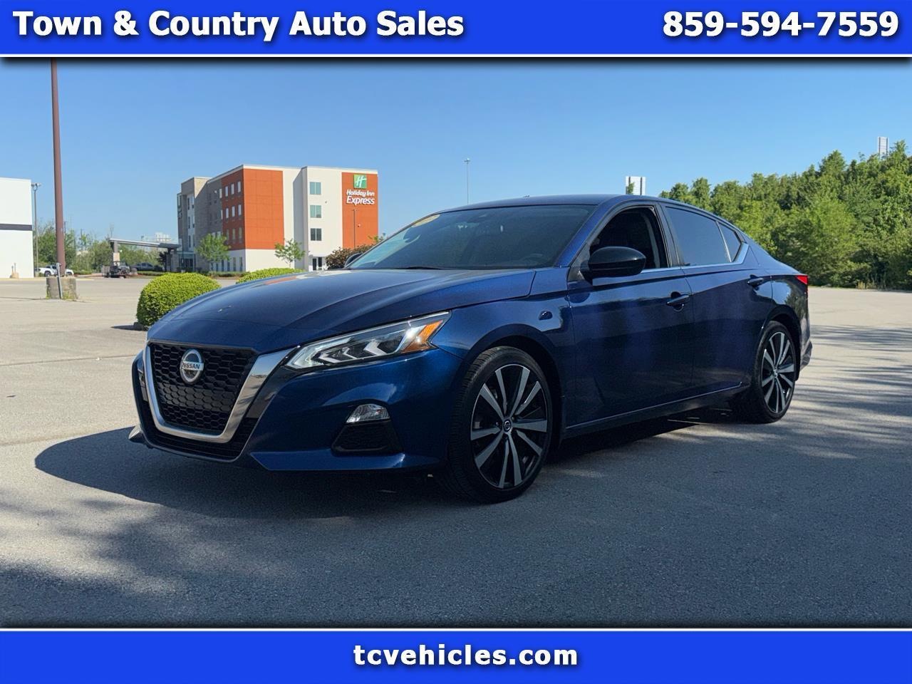 Nissan Altima  2021