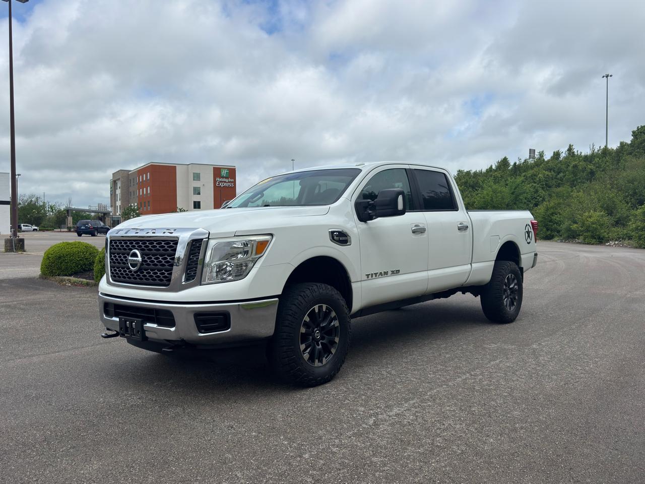 Nissan Titan XD SV 2017