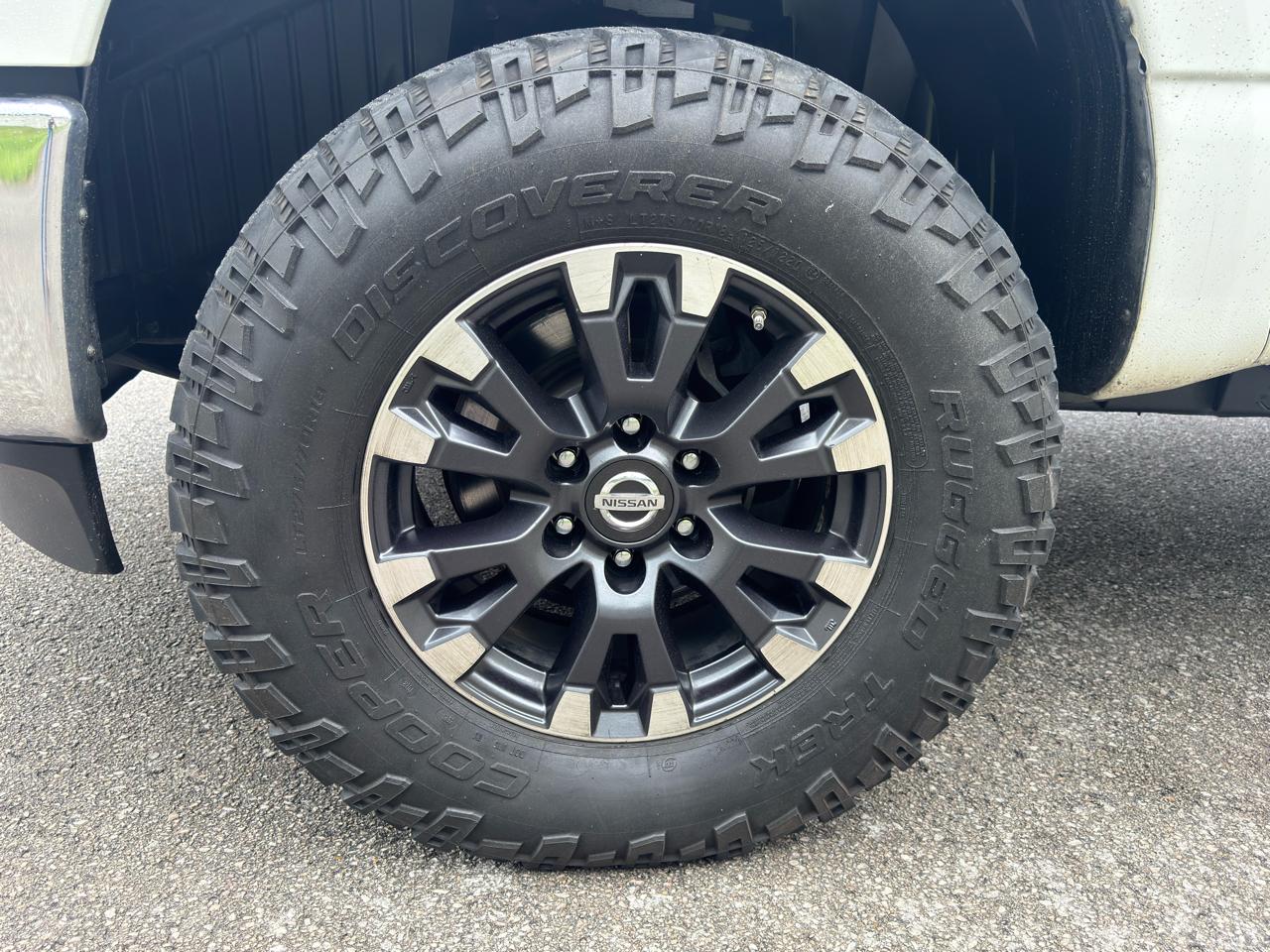 Nissan Titan XD SV 2017