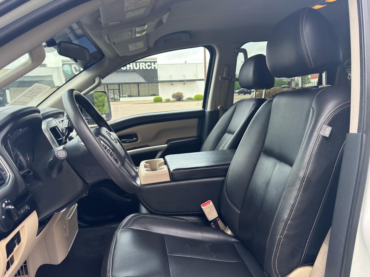 Nissan Titan XD SV 2017