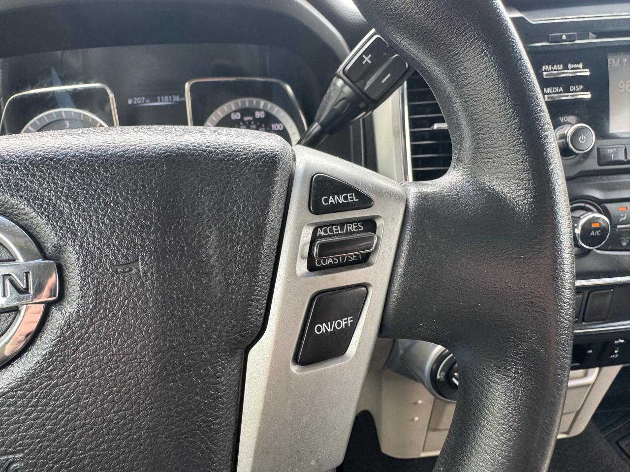 Nissan Titan XD SV 2017