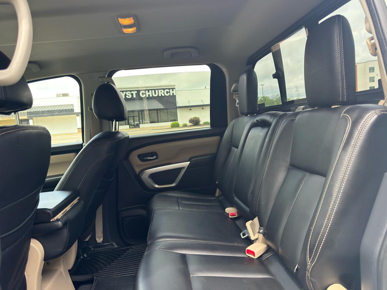 Nissan Titan XD SV 2017