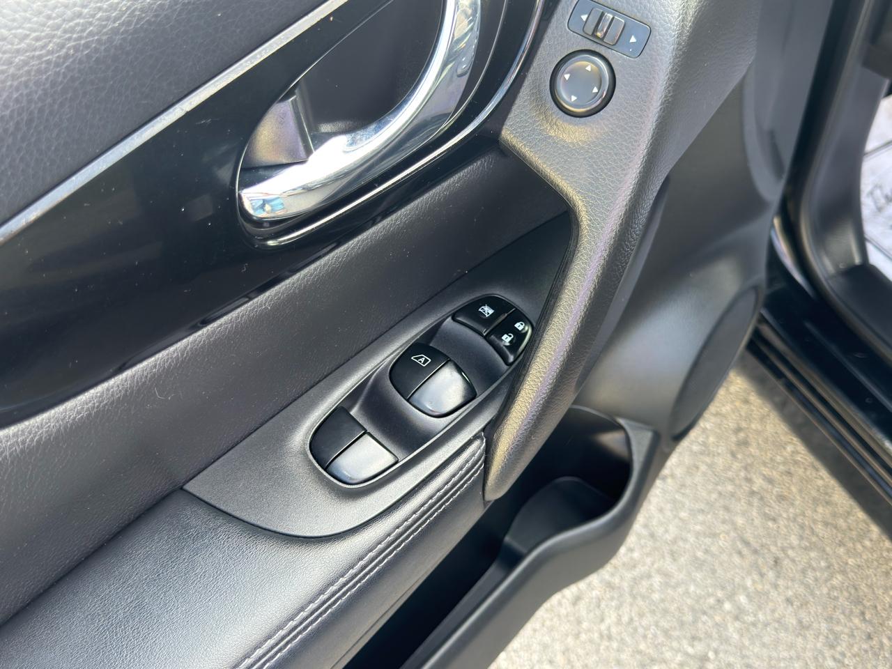 Nissan Rogue Sport  2017