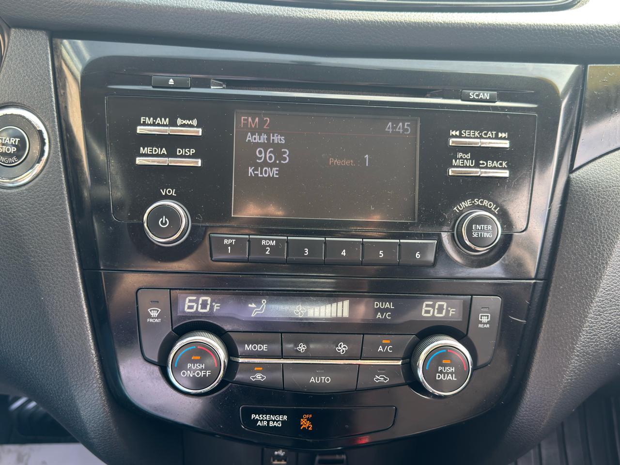 Nissan Rogue Sport  2017