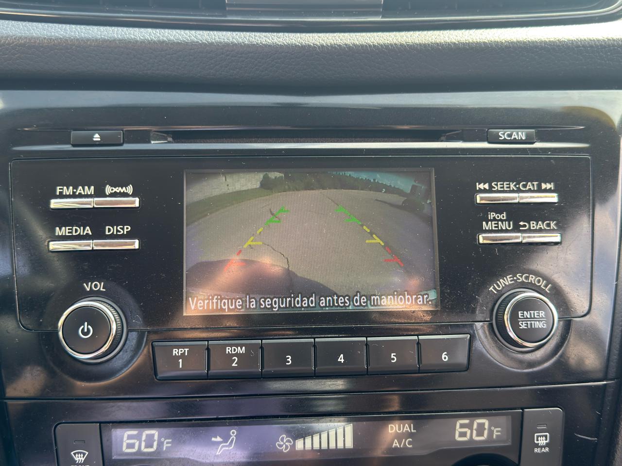 Nissan Rogue Sport  2017