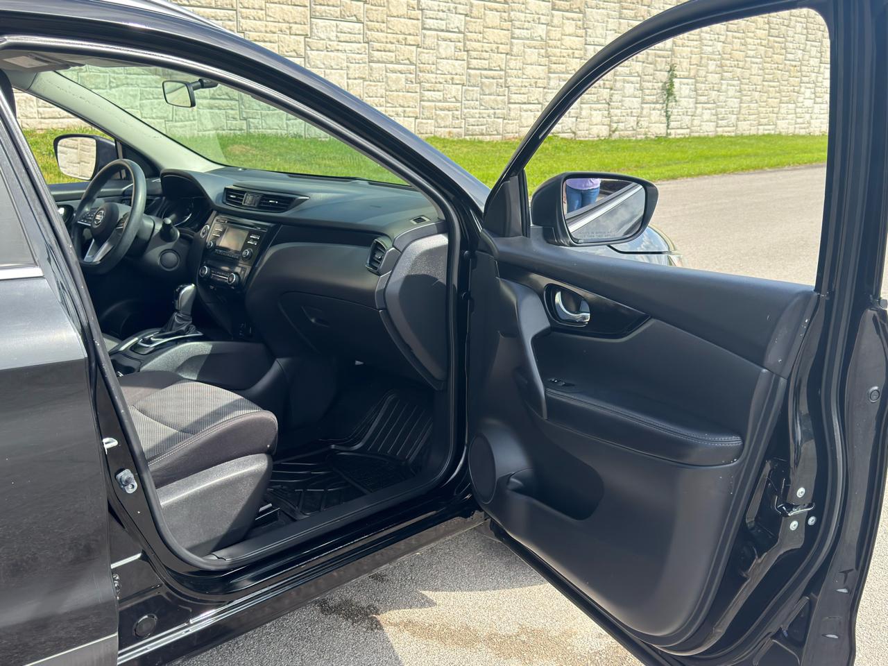 Nissan Rogue Sport  2017