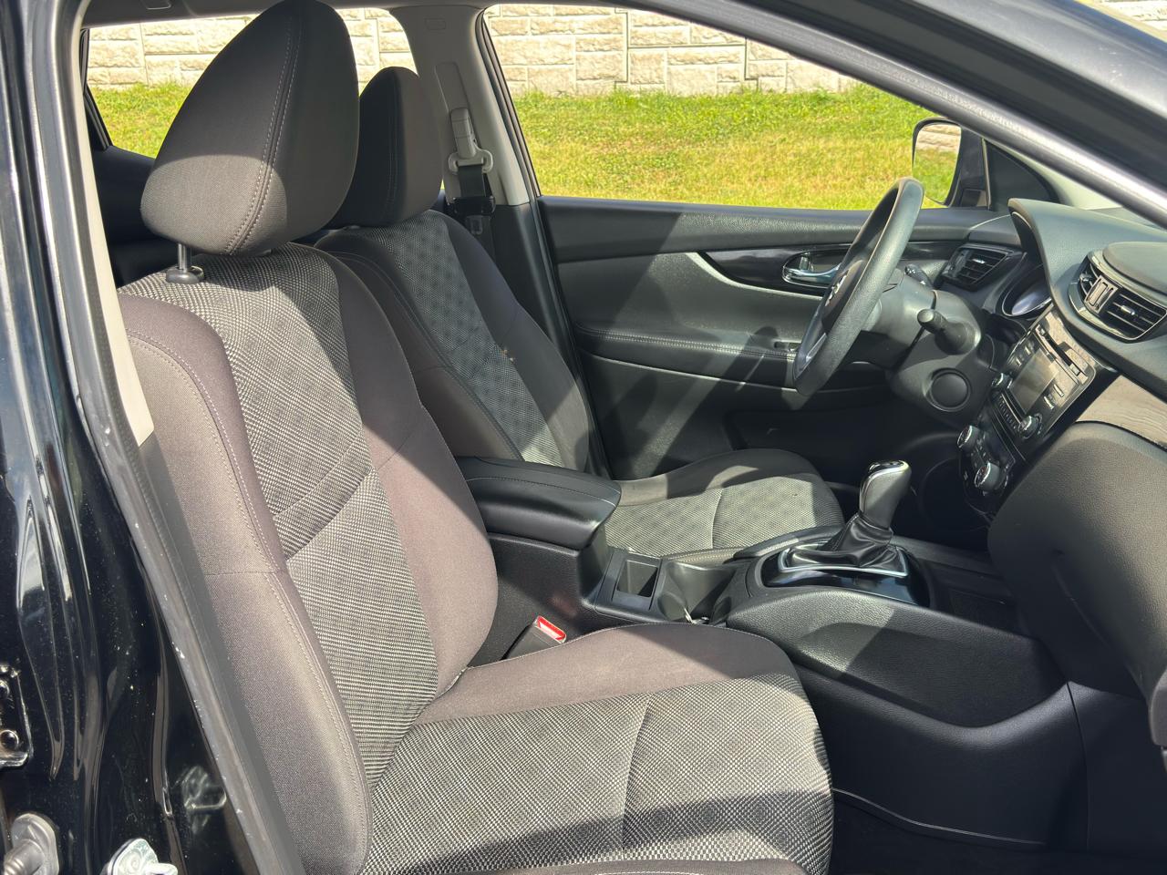 Nissan Rogue Sport  2017