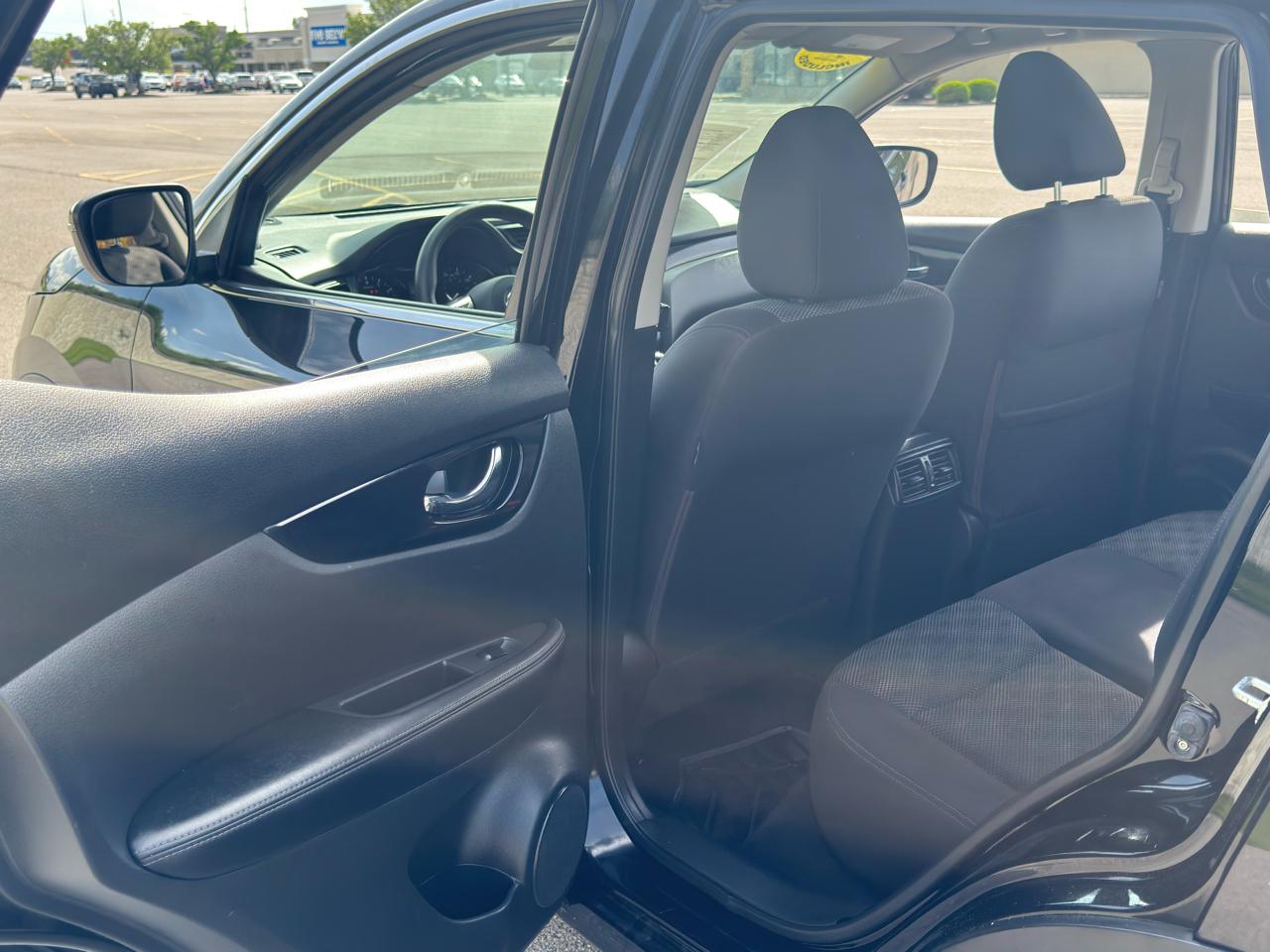 Nissan Rogue Sport  2017