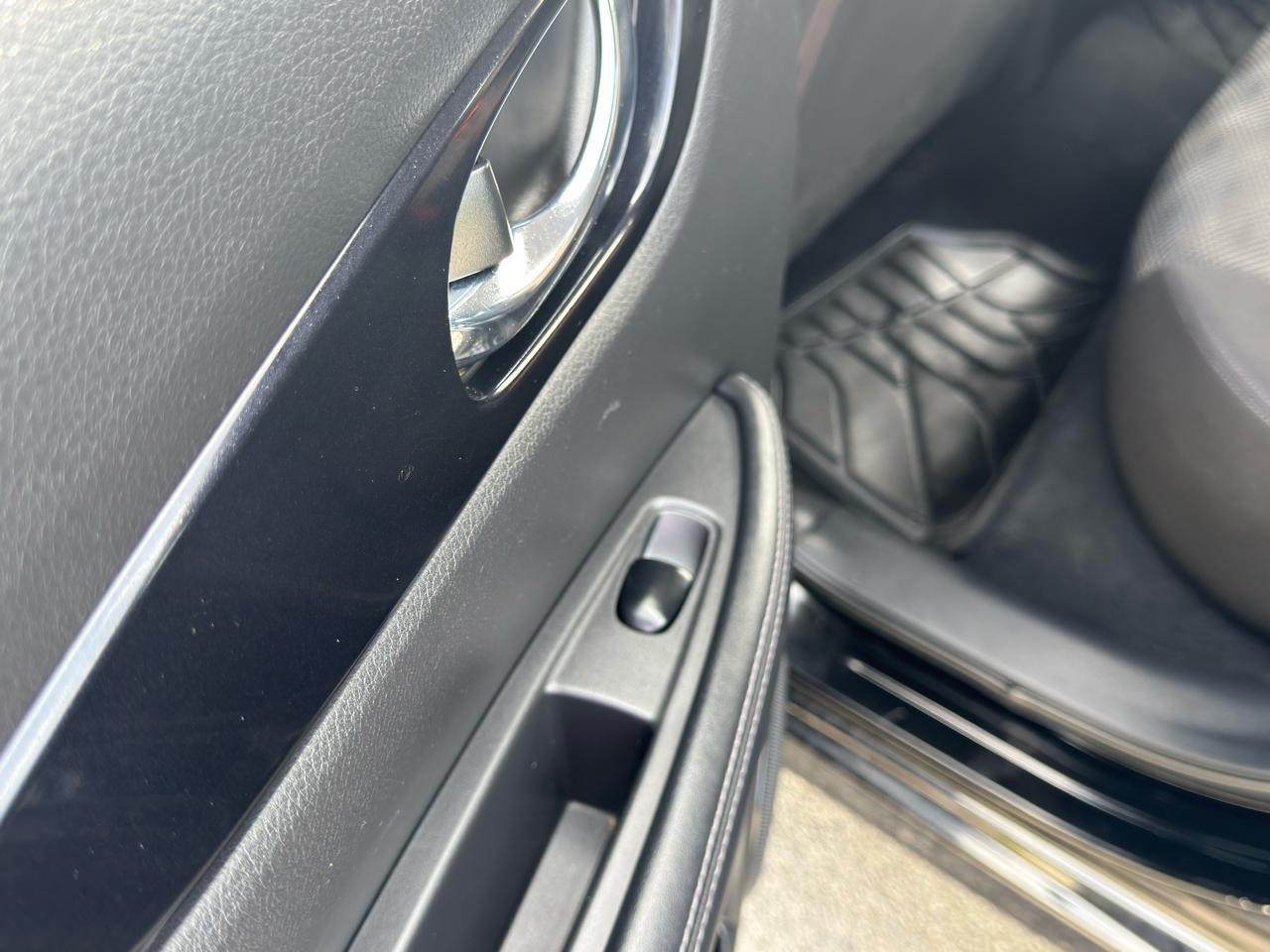 Nissan Rogue Sport  2017