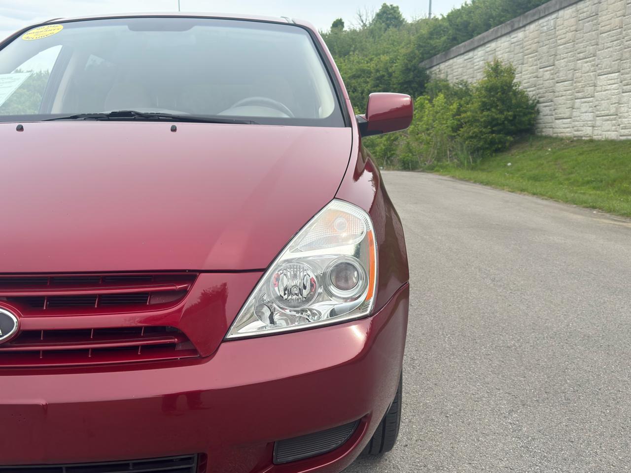 Kia Sedona  2010