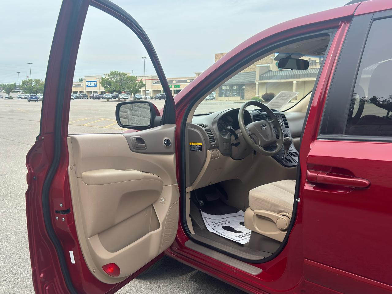 Kia Sedona  2010