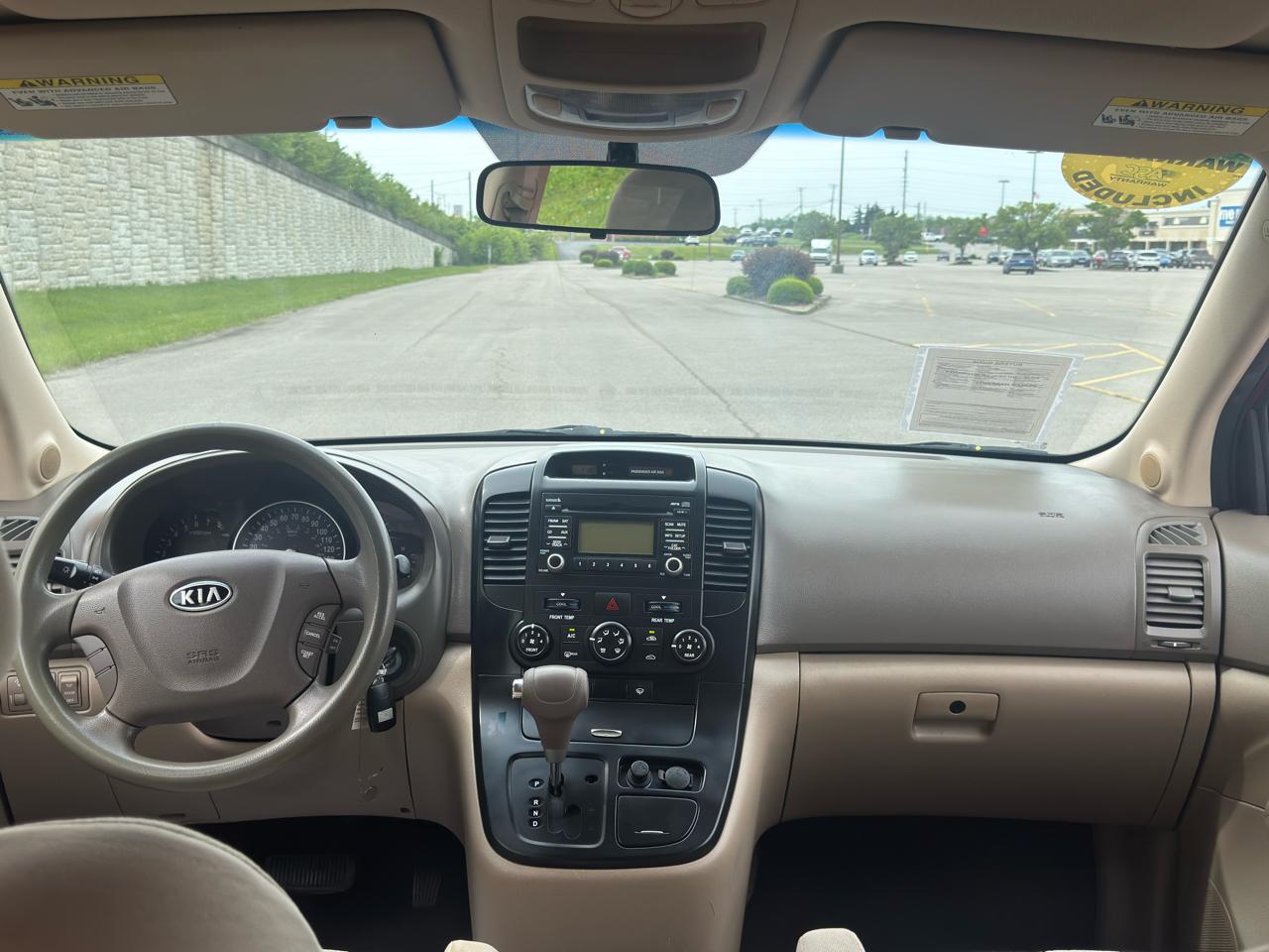 Kia Sedona  2010