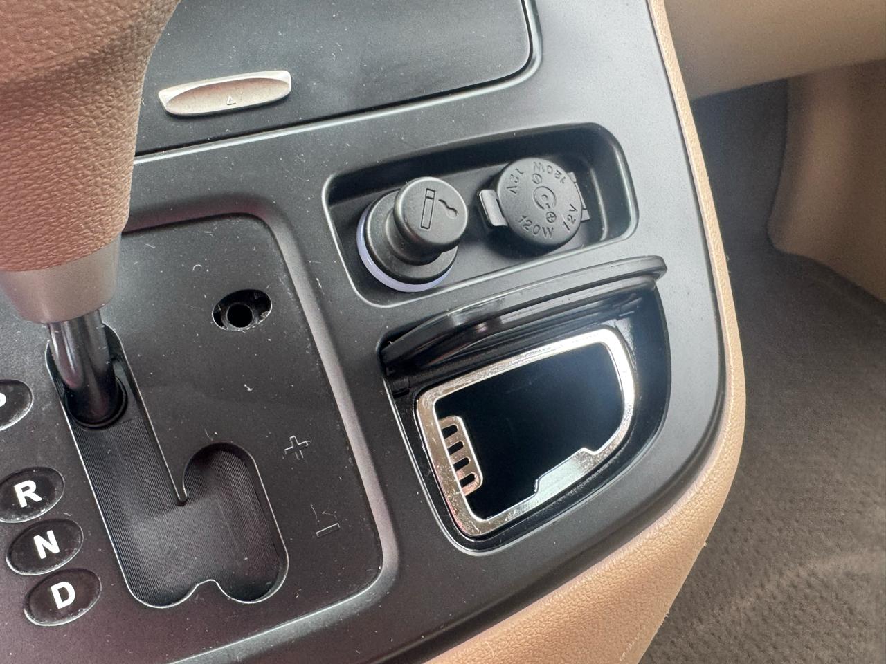 Kia Sedona  2010