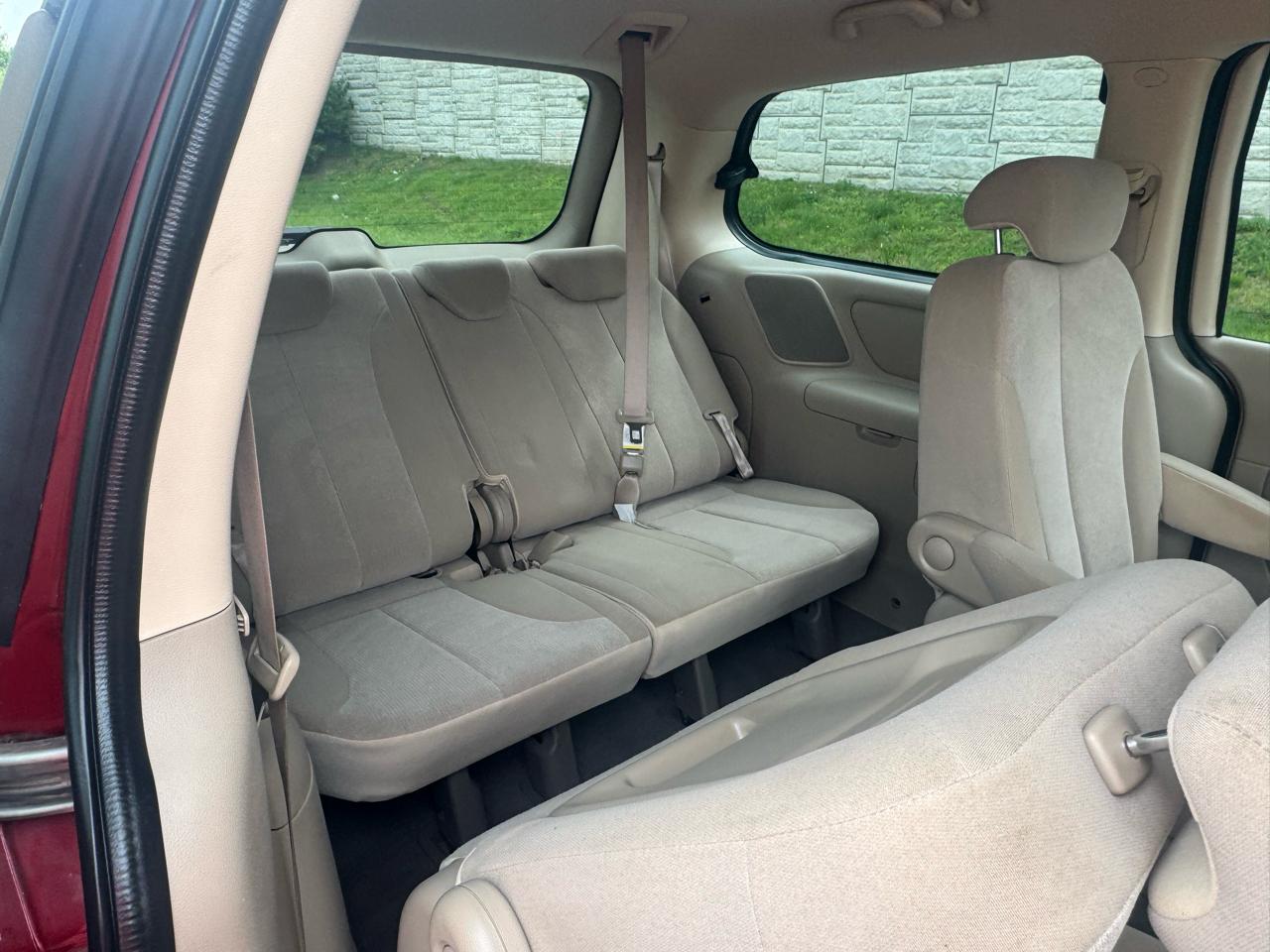 Kia Sedona  2010