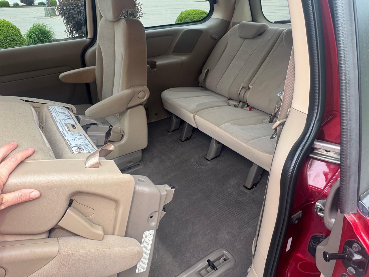 Kia Sedona  2010