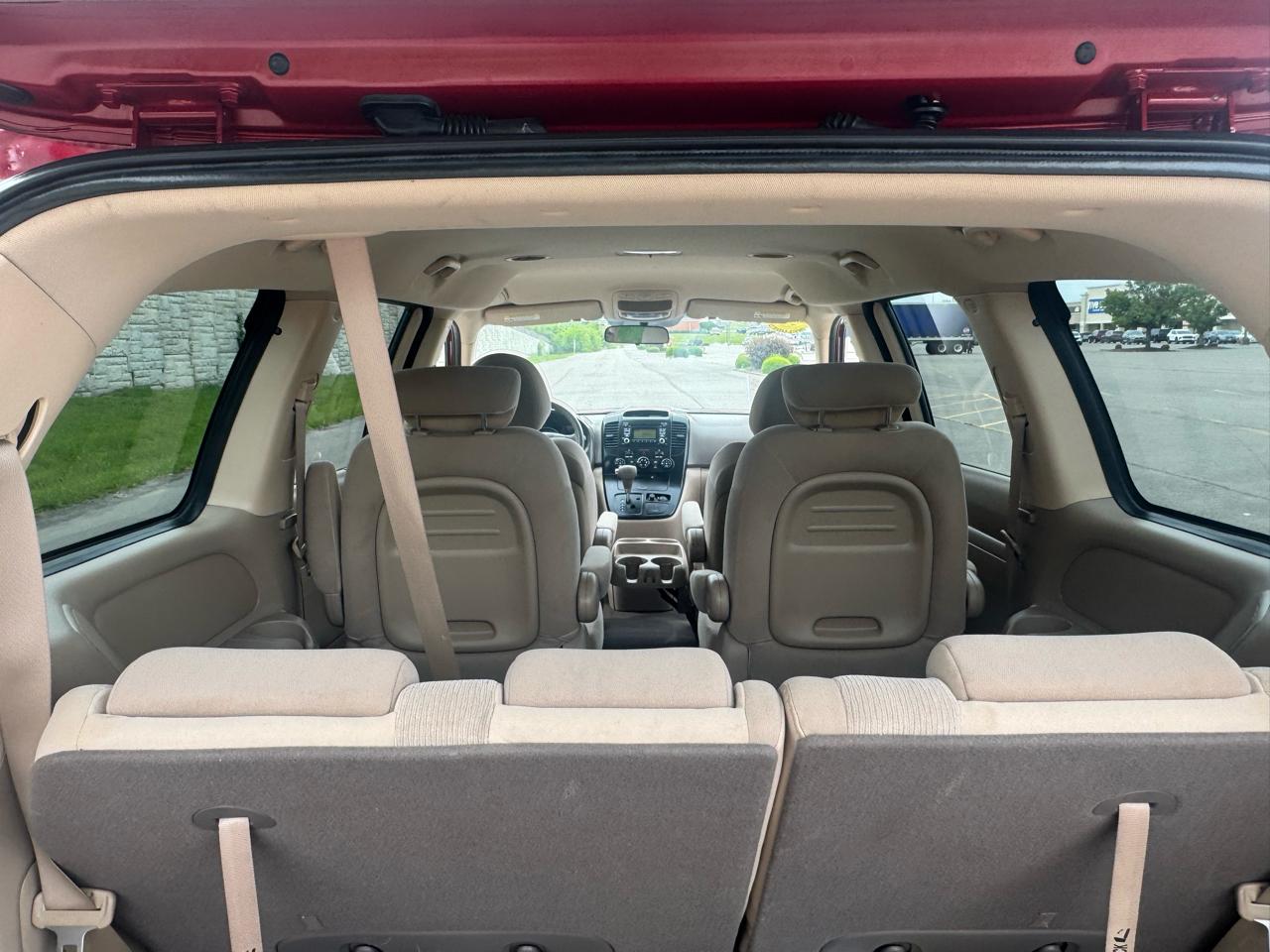 Kia Sedona  2010