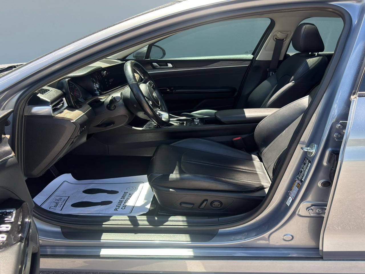 Kia K5  2021
