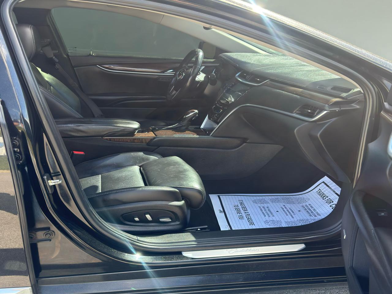 Cadillac XTS  2013