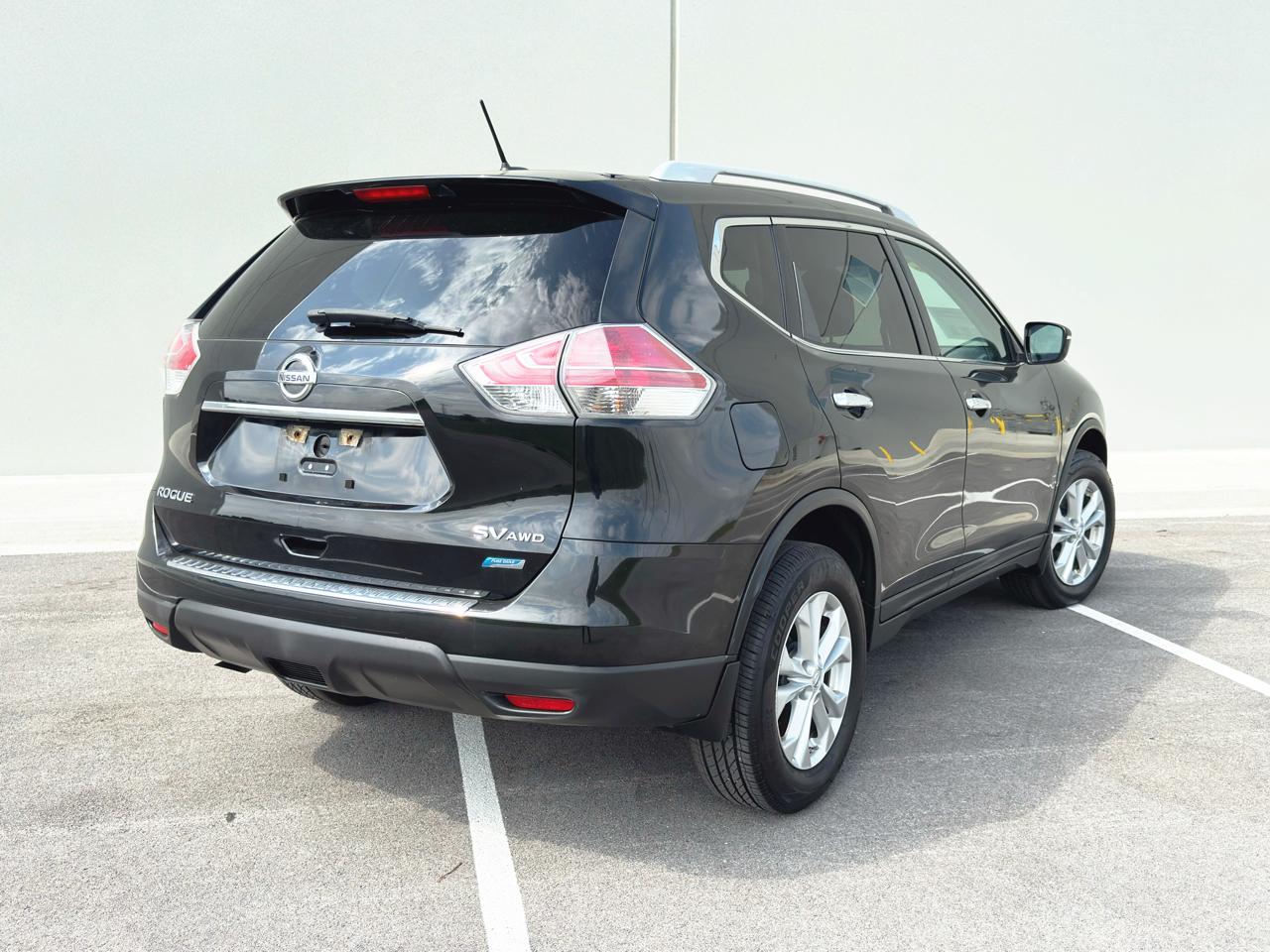 Nissan Rogue SV 2014