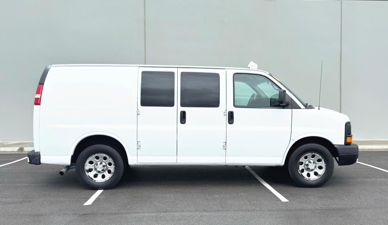 Chevrolet Express Cargo Van  2011
