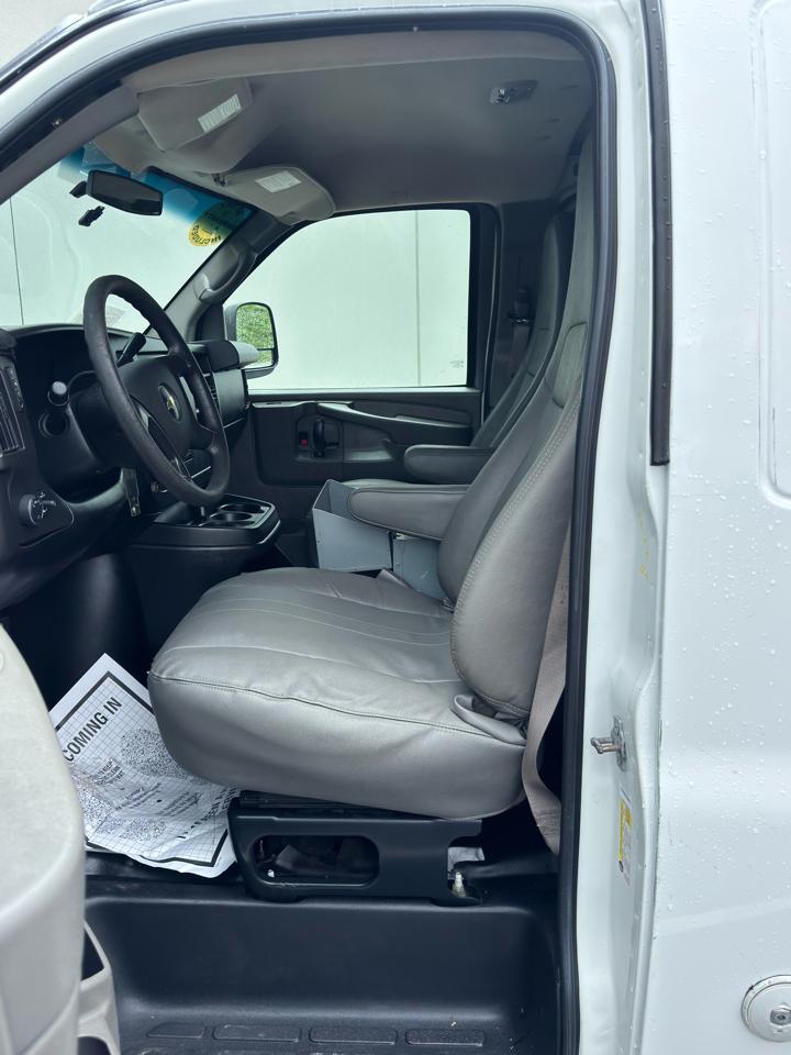 Chevrolet Express Cargo Van  2011