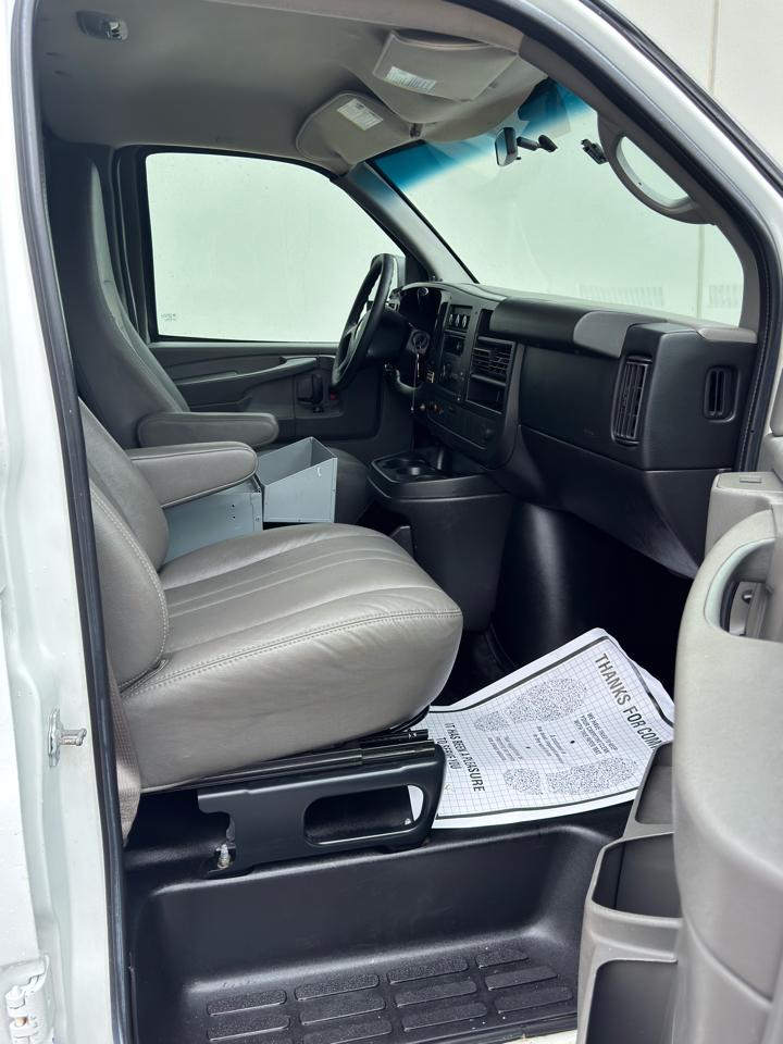 Chevrolet Express Cargo Van  2011
