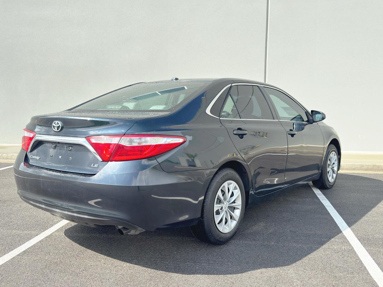 Toyota Camry  2017