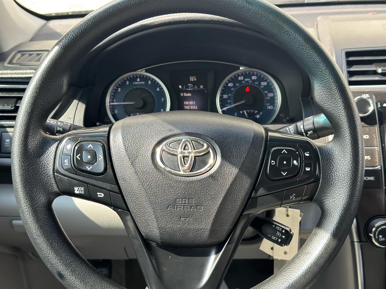 Toyota Camry  2017