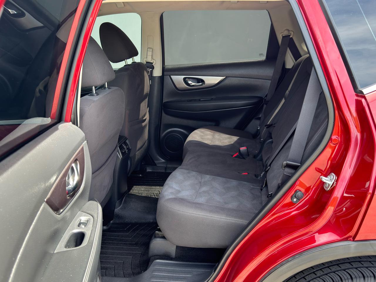Nissan Rogue  2016