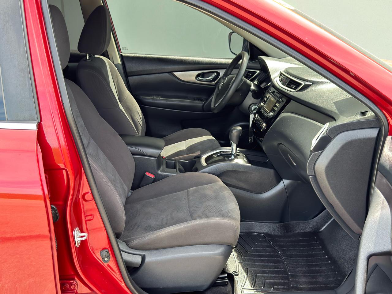 Nissan Rogue  2016