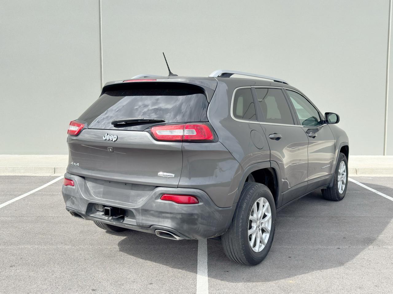 Jeep Cherokee Latitude 2015