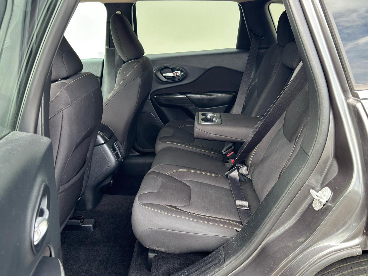 Jeep Cherokee Latitude 2015