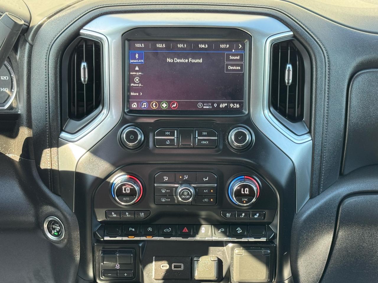 Chevrolet Silverado 1500  2021