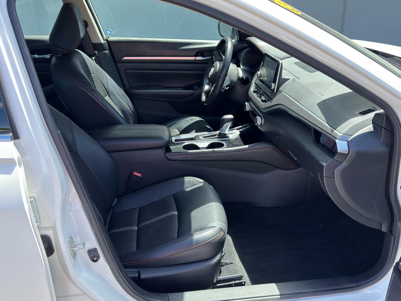 Nissan Altima SR 2024