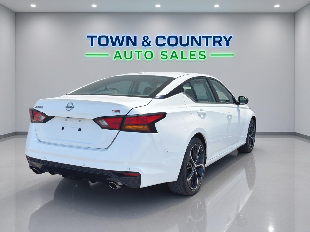 Nissan Altima  2024