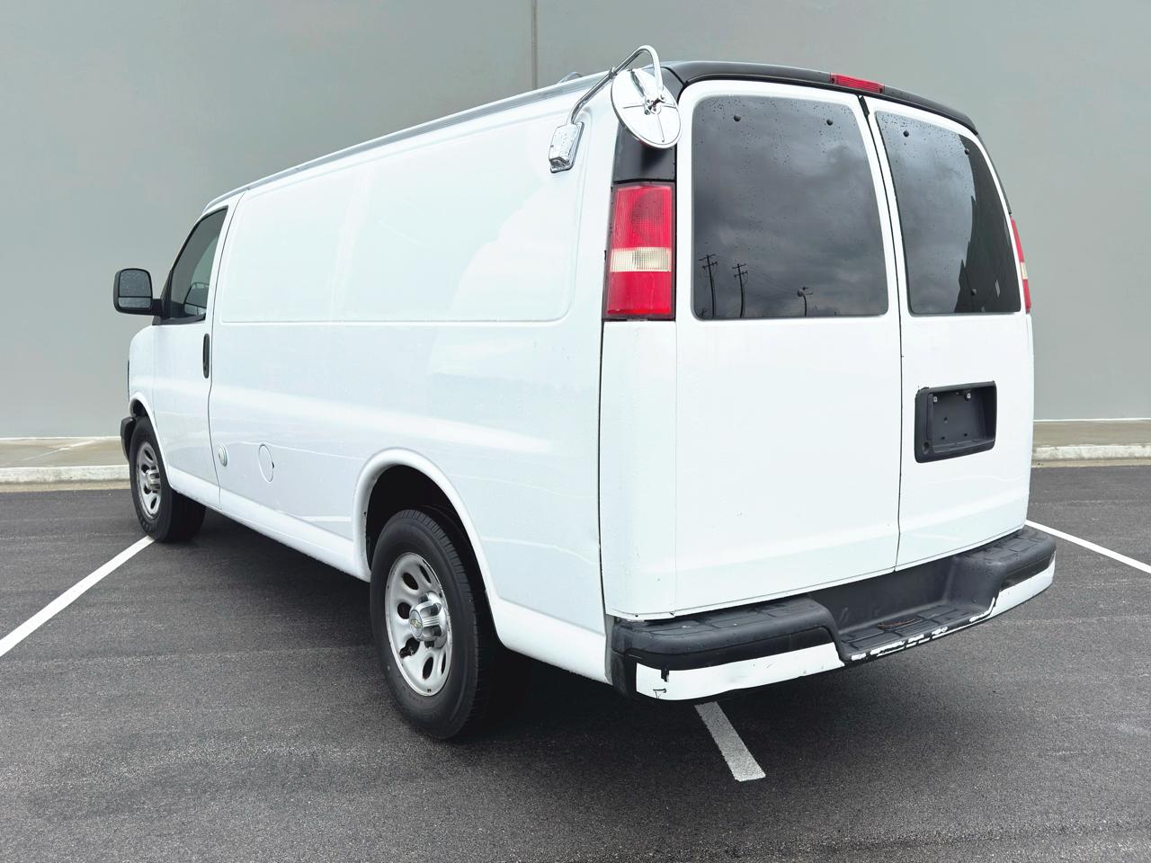 Chevrolet Express Cargo Van  2013