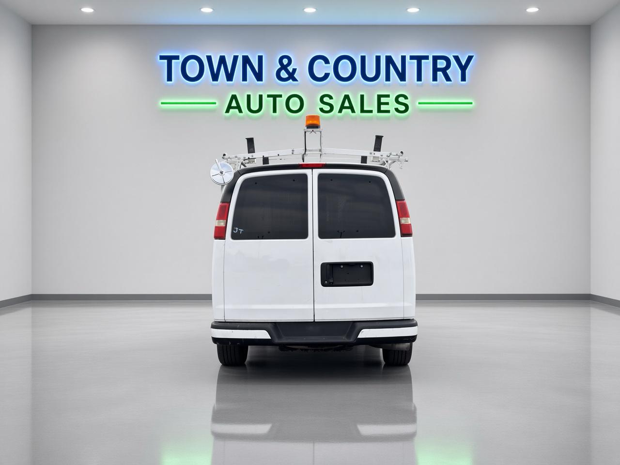 Chevrolet Express Cargo Van  2013