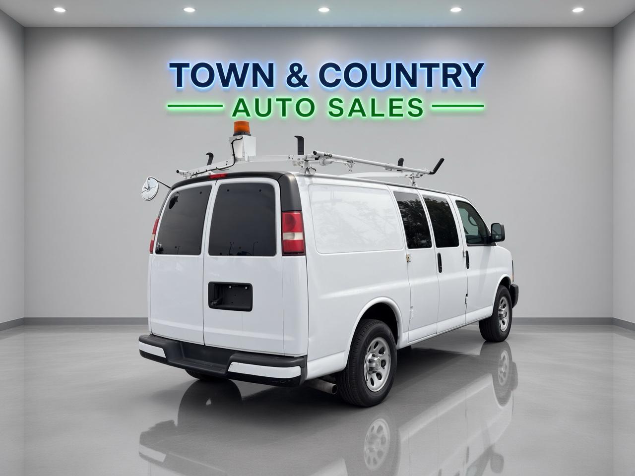 Chevrolet Express Cargo Van  2013