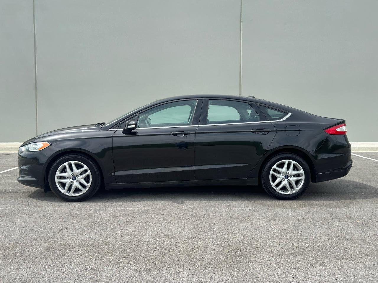 Ford Fusion  2015