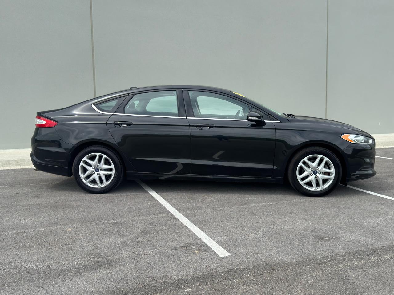 Ford Fusion  2015