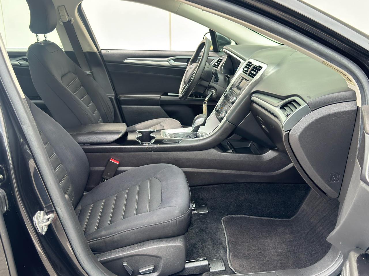 Ford Fusion  2015