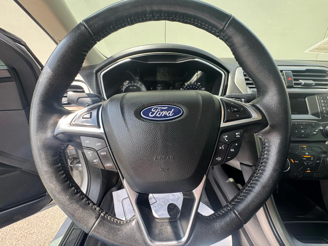 Ford Fusion SE 2018