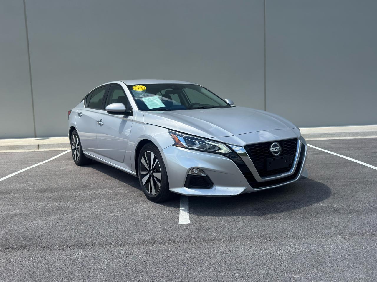 Nissan Altima  2021